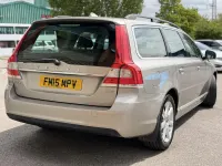 Used Volvo V70 SE 150 HP (110 kW) 2015 Gold Estate