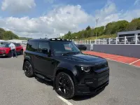 Ny Land Rover Defender 2026 Svart SUV