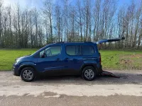 Used Peugeot Rifter Allure 100 HP (73 kW) 2023 Blue MPV