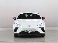 Used MG MG4 EV SE 149 kW (203 HP) 2024 White Hatchback