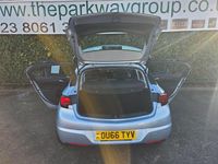 Used Vauxhall Astra Elite 150 HP (110 kW) 2016 Silver Hatchback