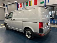 Used VW Transporter Startline 150 HP (110 kW) 2021 Silver Van