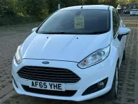 Used Ford Fiesta Titanium 100 HP (73 kW) 2015 White Hatchback