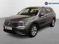 Second-hand VW Tiguan Life 2023 Gri SUV