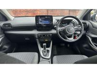 Used Toyota Yaris Hybrid Design 116 HP (85 kW) 2021 White Hatchback