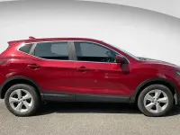 Gebraucht Nissan Qashqai Acenta Premium 160 PS (117 kW) 2020 Rot SUV