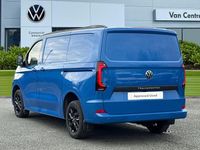 New VW Transporter Pro 148 HP (108 kW) 2026 Blue Van