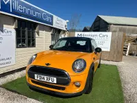 Used Mini ONE Hatch 102 HP (75 kW) 2014 Orange Hatchback