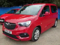 Second-hand Vauxhall Combo S 130 CP (95 kW) 2019 Roșu Monovolum