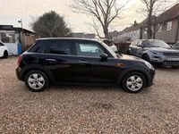 Used Mini ONE Hatch 102 HP (75 kW) 2016 Black Hatchback