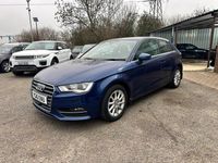 Used Audi A3 Comfort 125 HP (91 kW) 2016 Blue Hatchback