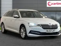Usado Skoda Superb SE Technology 150 CV (110 kW) 2022 Blanco Familiar
