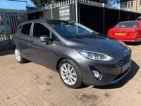Used Ford Fiesta Titanium 100 HP (73 kW) 2017 Grey Hatchback