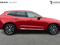 Usado Volvo XC60 Inscription 197 HP (144 kW) 2022 Vermelho SUV