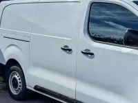Used Vauxhall Vivaro S 101 HP (74 kW) 2023 White MPV