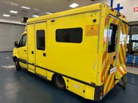 Usado Mercedes Sprinter 190 HP (139 kW) 2015 Amarelo
