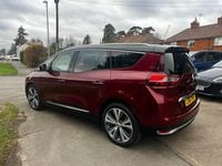 Used Renault Grand Scénic IV Dynamique 130 HP (95 kW) 2017 Red MPV