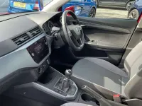 Usado Seat Arona SE Technology 94 CV (69 kW) 2020 Rojo SUV