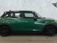 Used Mini Cooper Classic 134 HP (98 kW) 2023 Green Hatchback