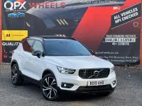 Used Volvo XC40 R-Design Pro 2019 White SUV