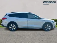 Used Ford Focus Active 125 HP (91 kW) 2020 White Estate