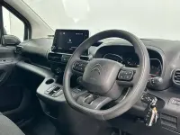 Used Citroën Berlingo 130 HP (95 kW) 2023 White MPV