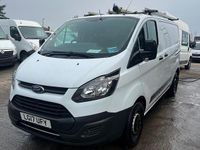 Begagnad Ford Transit Custom 105 HK (77 kW) 2017 Vit Van