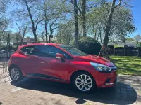 Used Renault Clio Dynamique 2017 Red Hatchback