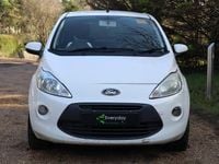 Used Ford Ka Titanium 69 HP (50 kW) 2012 White Hatchback