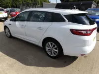 Used Renault Mégane GrandTour Play 115 HP (84 kW) 2019 White Estate