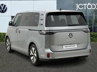 Usado VW ID. Buzz Pro 150 kW (204 HP) 2023 Prateado Monovolume