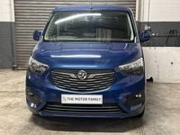 Used Vauxhall Combo 130 HP (95 kW) 2021 Blue MPV