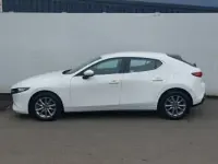 Usado Mazda 3 122 CV (89 kW) 2022 Blanco Utilitario