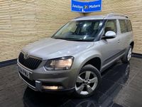 Used Skoda Yeti SE 110 HP (80 kW) 2014 Beige SUV