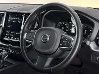 Used Volvo XC60 190 HP (139 kW) 2019 Blue SUV