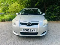 Used Toyota Auris 124 HP (91 kW) 2007 Silver Hatchback