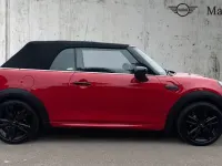 Usado Mini Cooper Sport 136 CV (100 kW) 2023 Rojo Utilitario