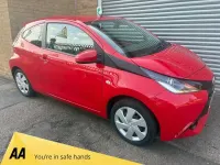 Used Toyota Aygo X-play 69 HP (50 kW) 2017 Red Hatchback