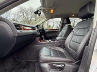 Used VW Touareg SE 2014 Silver SUV