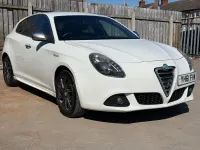 Used Alfa Romeo Giulietta Veloce 2011 White Hatchback