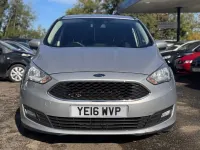 Begagnad Ford Grand C-Max Zetec 120 HK (88 kW) 2016 Silver Minibuss