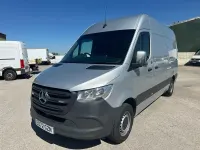Used Mercedes Sprinter Progressive 148 HP (108 kW) 2022 Silver Van