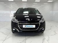 Used Peugeot 208 Allure Premium 82 HP (60 kW) 2018 Black Hatchback