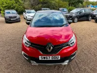 Used Renault Captur Signature 90 HP (66 kW) 2017 Red SUV