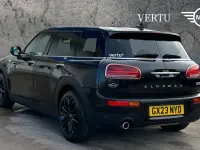 Usado Mini Cooper Clubman Classic 136 HP (100 kW) 2022 Preto Carrinha
