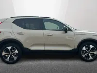 Used Volvo XC40 Plus 161 HP (118 kW) 2024 Gold SUV