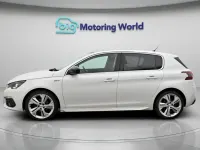 Used Peugeot 308 GT-line 131 HP (96 kW) 2019 White Hatchback
