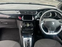 Used DS Automobiles DS3 Connected Chic 81 HP (59 kW) 2018 White Hatchback