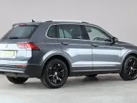 Używany VW Tiguan SE 150 KM (110 kW) 2018 Szary SUV