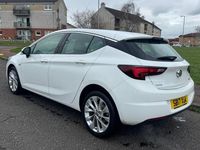 Used Vauxhall Astra 125 HP (91 kW) 2017 White Hatchback